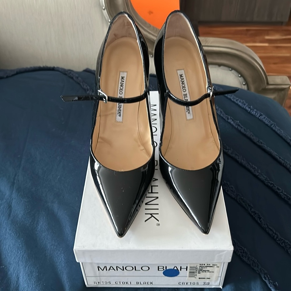 Black patent leather manolo blahnik